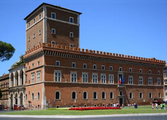 Palais de Venice à Rome (Palais Barbo) : histoire et architecture
